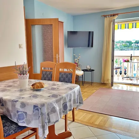 Tiha Lili Guest house
