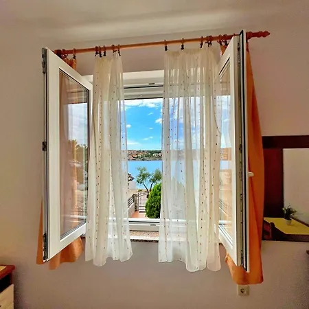 Maison d'hôtes Tiha Lili Šilo