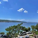 Tiha Lili 4*