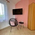 Tiha Lili Penzion