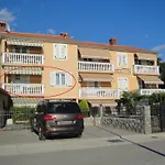 Penzion Tiha Lili 4*