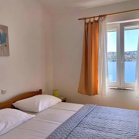 Tiha Lili Casa de hóspedes Šilo