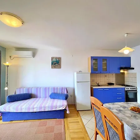 Tiha Lili Casa de hóspedes 4*