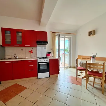 Tiha Lili Casa de hóspedes 4*