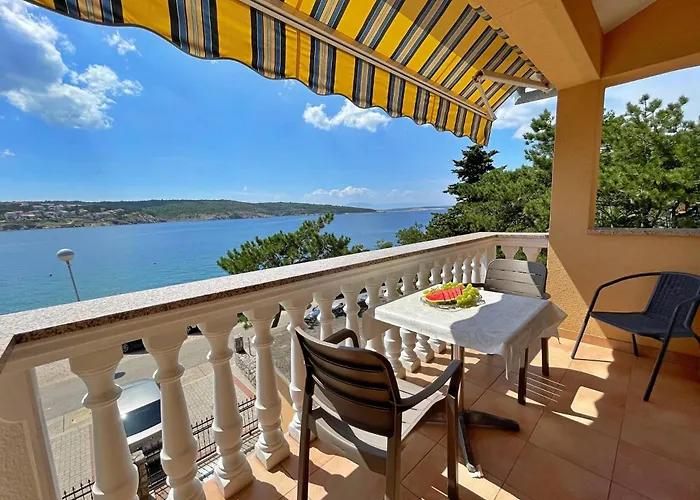 בית הארחה Tiha Lili 4*